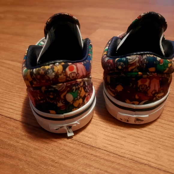 SOLD Vans Nintendo Slide Ons Baby 6c - Picture 9 of 9